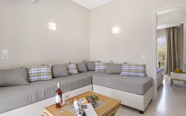 Cosmos Apartment 4