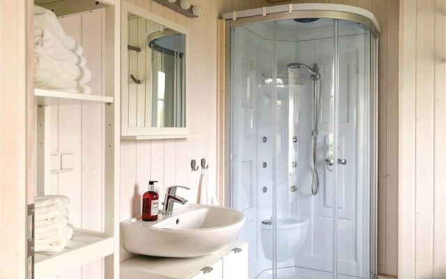 Nice Home in Zerpenschleuse With 2 Bedrooms and Wifi