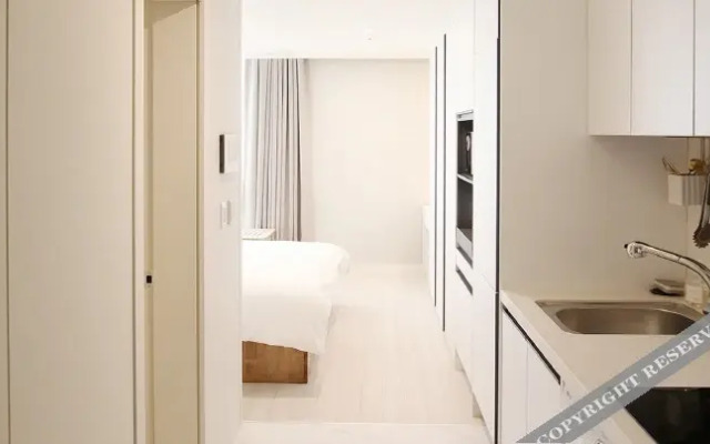 International Ocean Park Nine Hotel