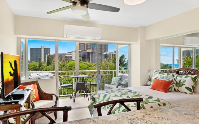 Upgraded Luxury Studio With Ocean Views