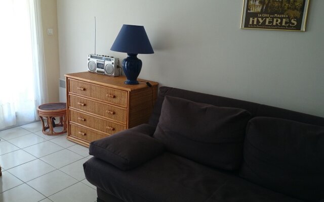 Apartment With One Room In Hyeres, With Wonderful City View, Enclosed