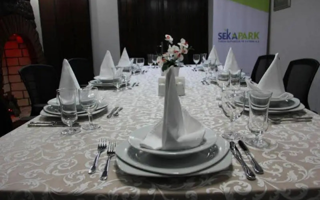 SekaPark Hotel