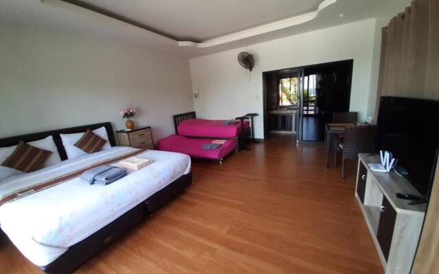 Lipe Banyan Apartments