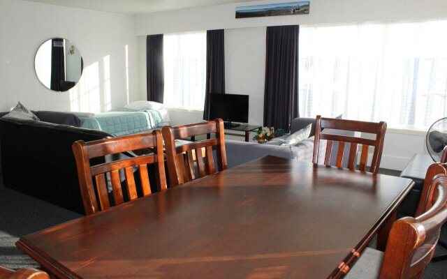 Kowhai & Colonial Motel