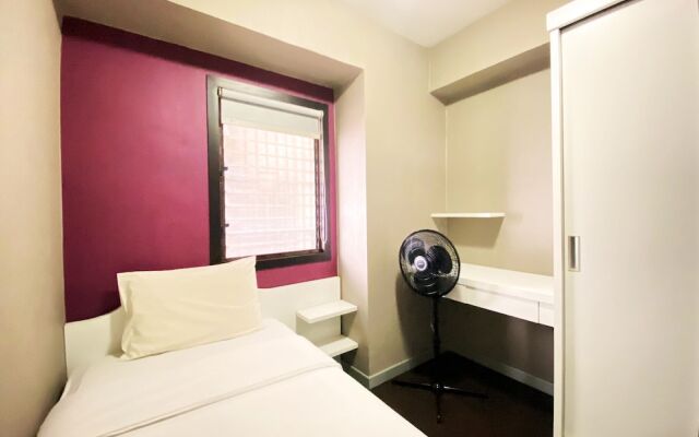 Homey 2Br At Gateway Ahmad Yani Cicadas Apartment