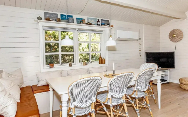 6 Person Holiday Home in Jerup
