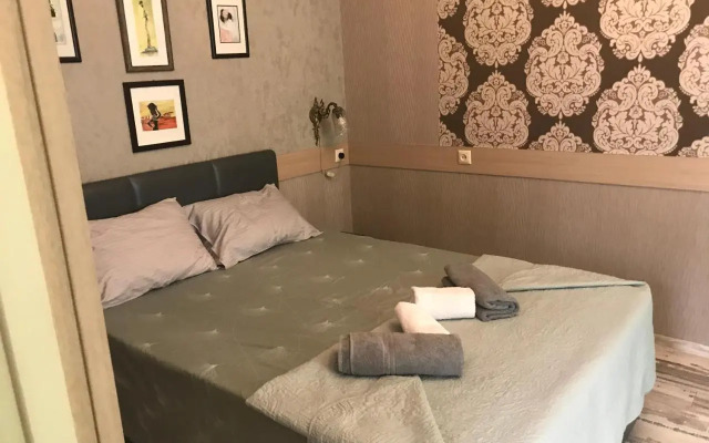 flat 44