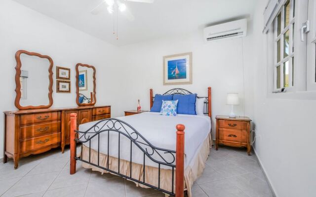 Tranquil 2BR 2BA in Gated Community Great Location