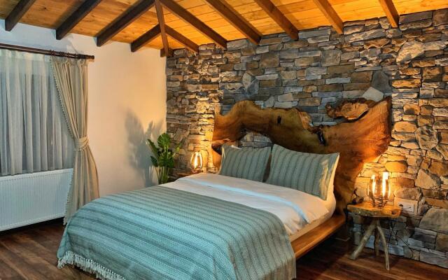 SASA SAPANCA Hotel & Restaurant