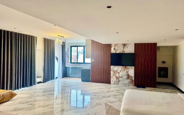 Luxe Paradise Suites Hotel Hoang Cau