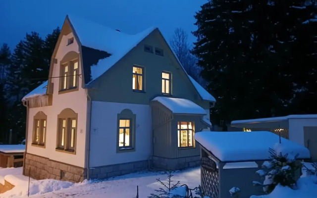 Villa in Jablonec With Sauna & Hot Tub