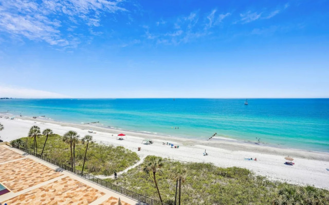 Ocean Sands 1-708