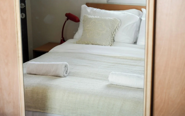 Simple Living in Netanya by Sea N' Rent