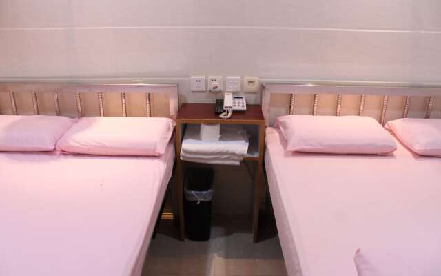 Las Vegas Guest House Carlton Group Of Hostels