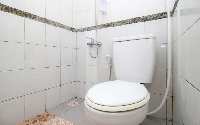 RedDoorz Syariah near Margonda Raya