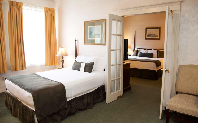 Genetti Hotel, SureStay Collection by Best Western