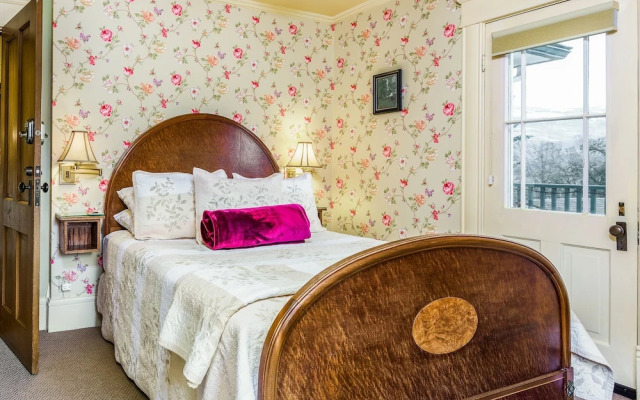 Abigail’s Bed & Breakfast Inn