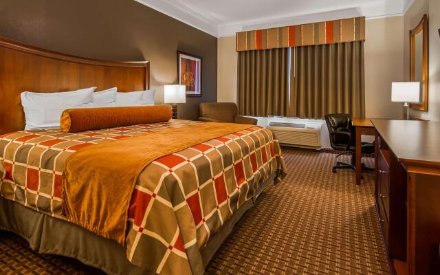 Best Western Plus Easton Inn & Suites