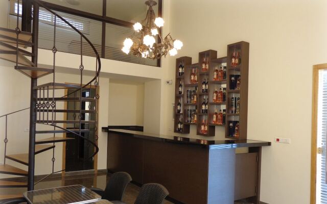 Sea Valley Suites