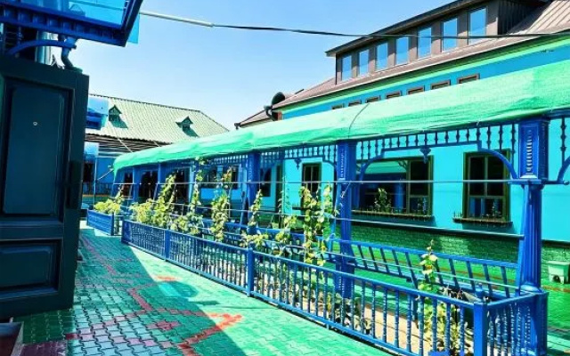 Yining Moon Canal Homestay – Outside – Yining