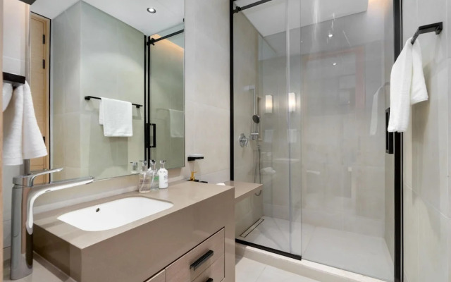 2BR 2502 Jumeirah Gate 1