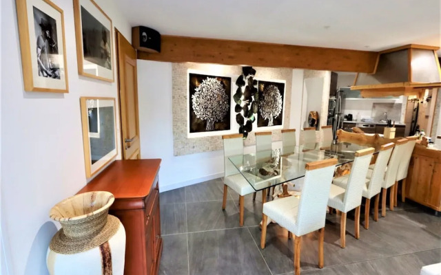 Luxurious Villa With Private spa Near Beach