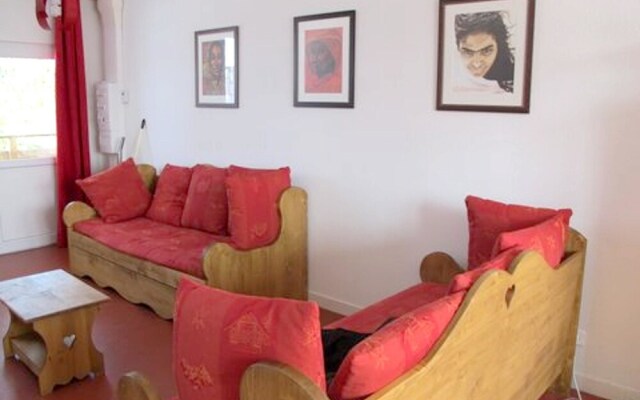 Apartment With one Bedroom in Saint-laurent-en-grandvaux, With Wonderf