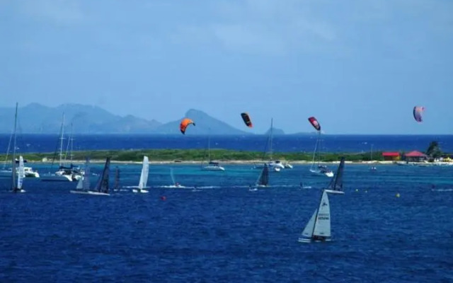 Studio 03 vue mer Orient Bay