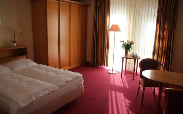 Winters Hotel Offenbach - Eurotel Boardinghouse