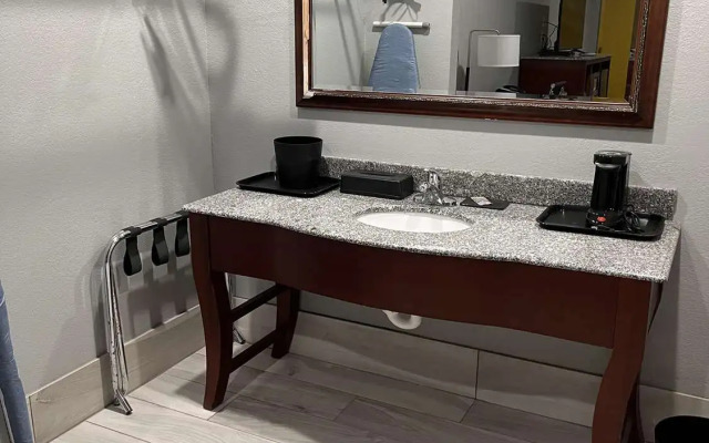 Surestay Hotel By Best Western  Mcalester