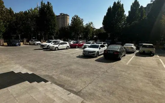 HanTing Hotel (Hebi East Railway Station)