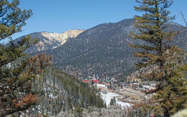 WorldMark Red River