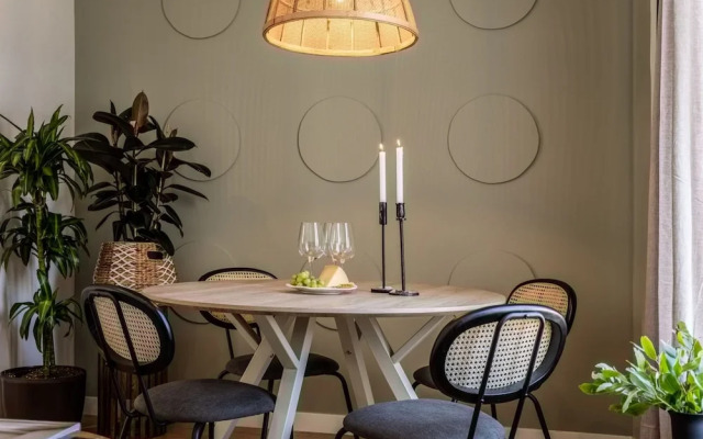 Pepe - 2 Bedrooms in Trafalgar