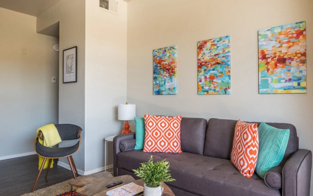 FRONTDESK North Scottsdale Paradise Valley Apts
