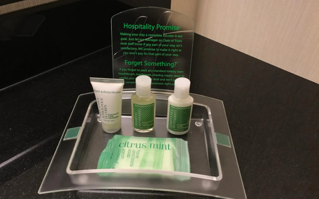 Holiday Inn and Suites Winnipeg Downtown by IHG