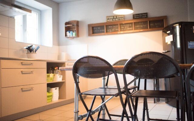 bed & bar No.8 Hostel Adults Only