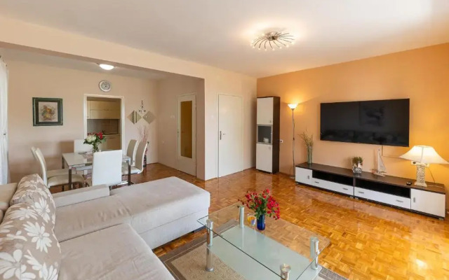 Apartments Nada