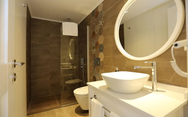 Alp Suites Pinehill