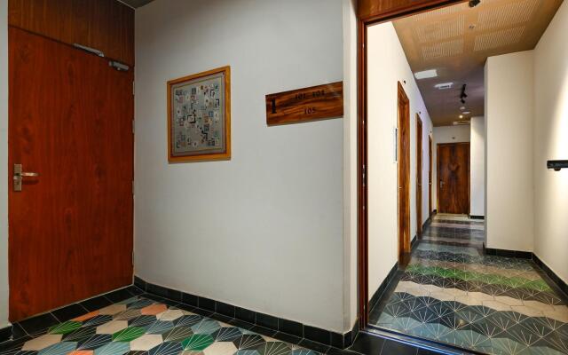 Sky Gem Central Hotel