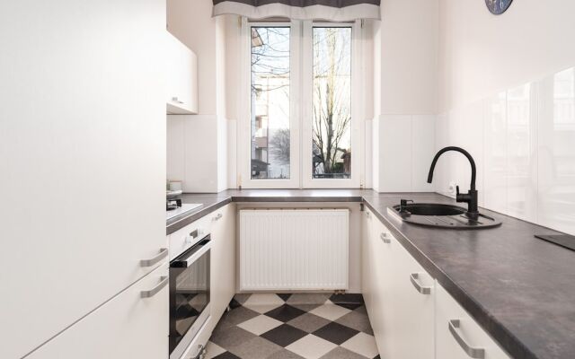 Studio Kasprowicz Park Poznan by Renters