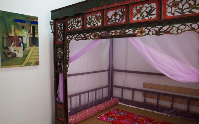 Guilin In The Water Side Country House