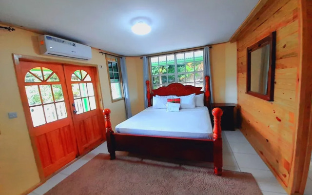 Pinard's Mountain Resort - Cottage 10