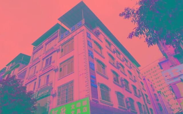 Yijia Motel