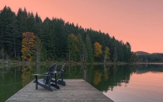 Cusheon Lake Resort