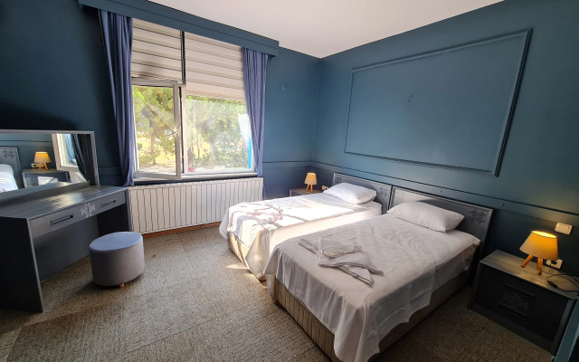 Sporköy Hotel & Beach Club