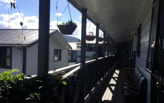 Ivory Towers Backpackers Lodge