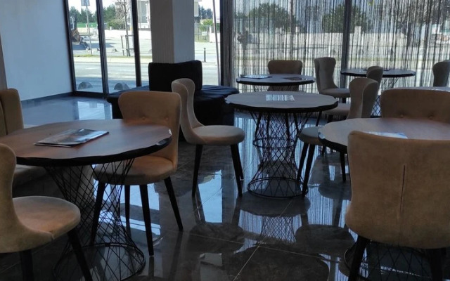 Acar Airport Hotel Plus