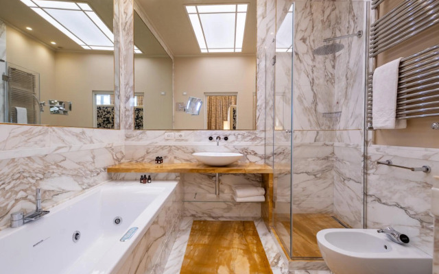 San Firenze Suites & Spa