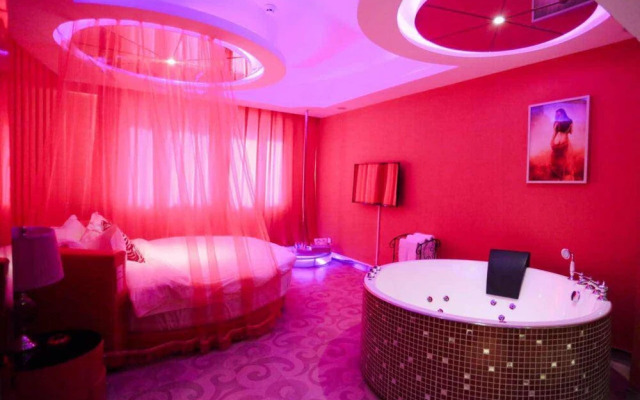 Tianelian Lovers Theme Hotel Sanya