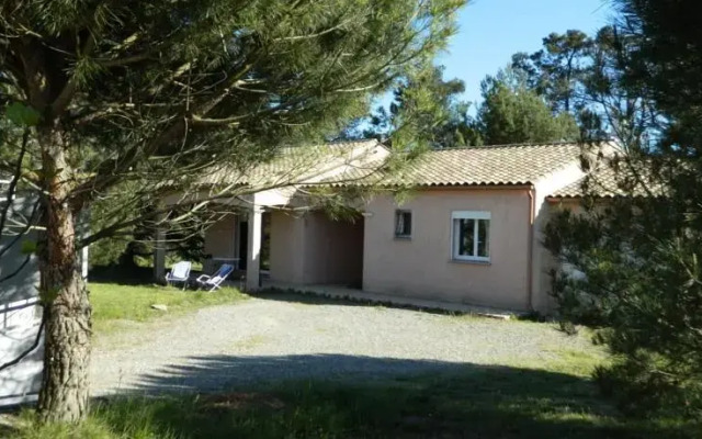 Holiday home Le Thou